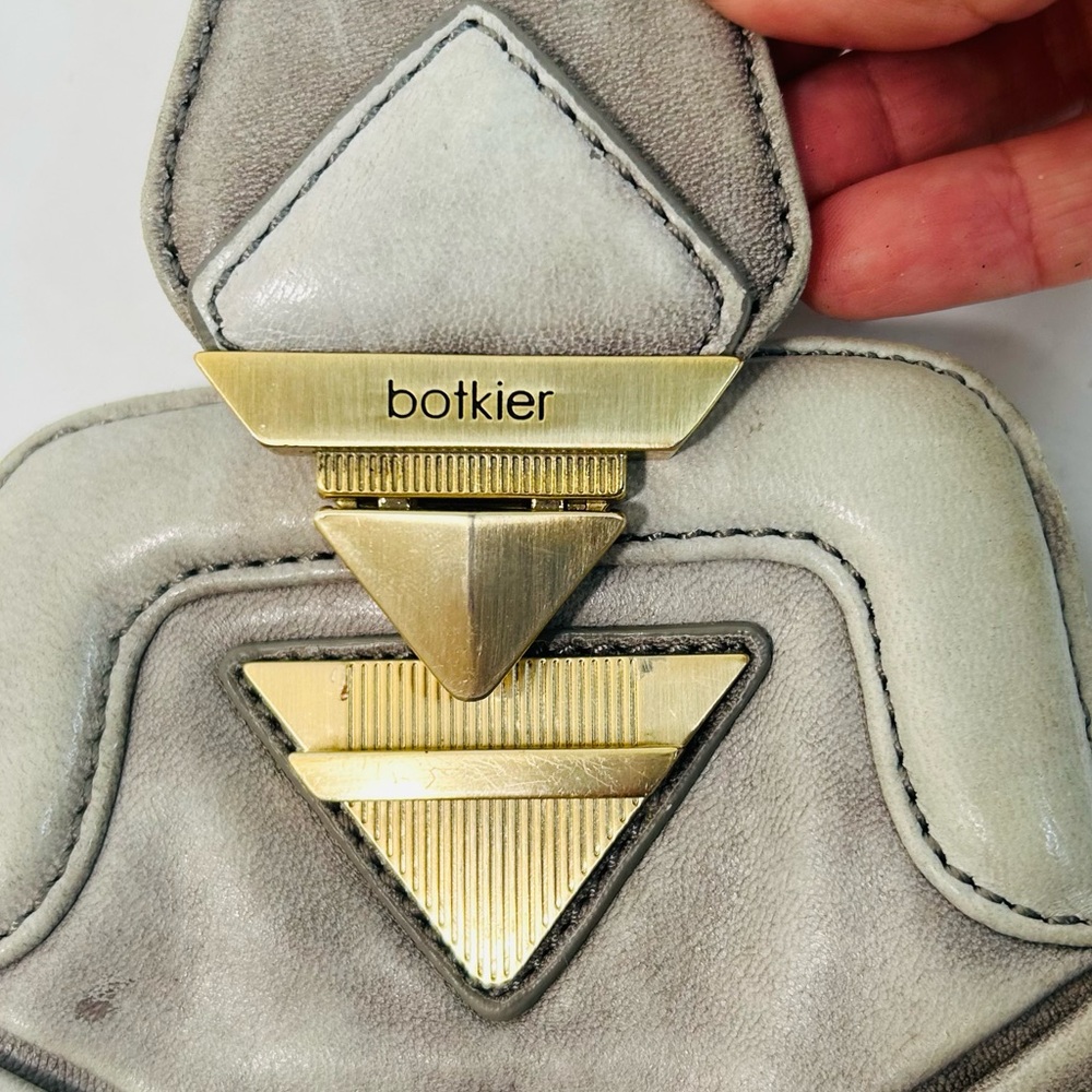 Botkier Grey Leather Looped Small Wristlet Bag RARE Origami Style - Picture 5 of 13